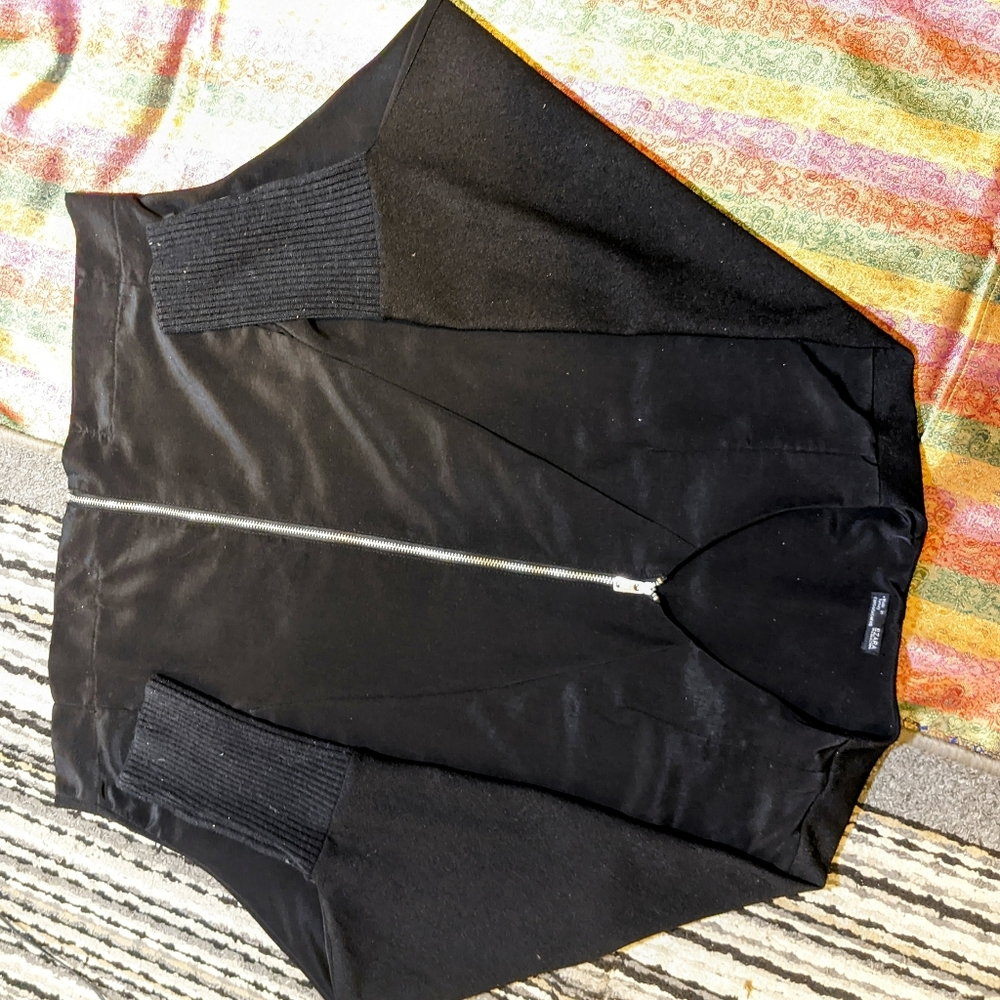 Cloth - Picture 3 of 6